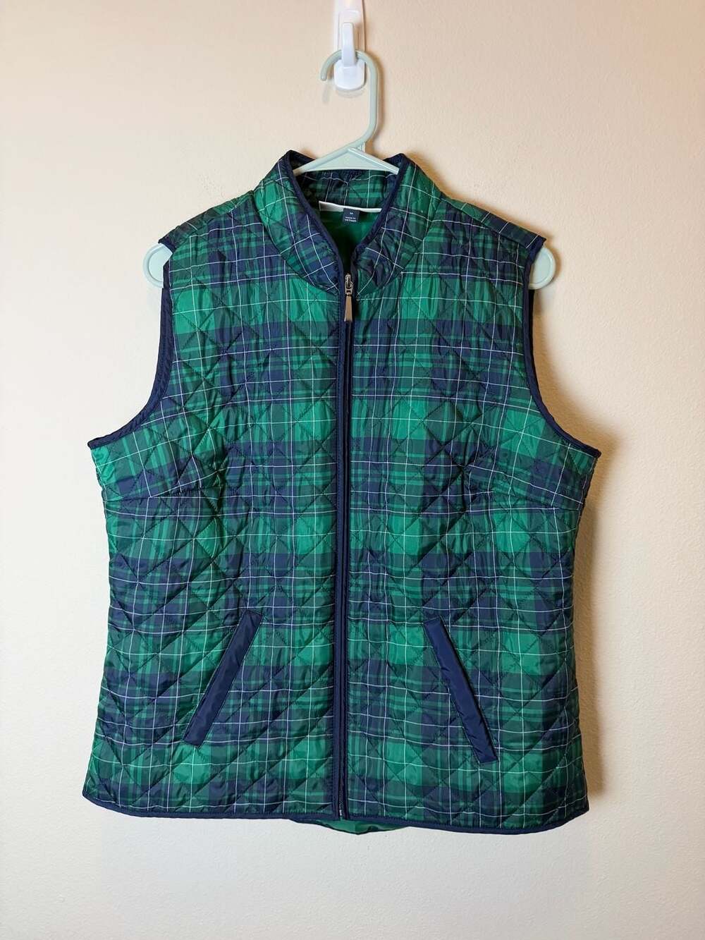 Karen Scott Quilted Plaid Puffer Vest Size M Green Blue Tartan